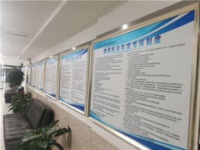 促進全媒體社會服務(wù)，中豫律師事務(wù)所當(dāng)好企業(yè)法律管家